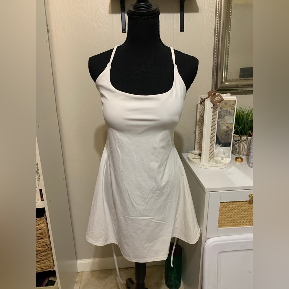 Elegant White Spaghetti Strap Dress